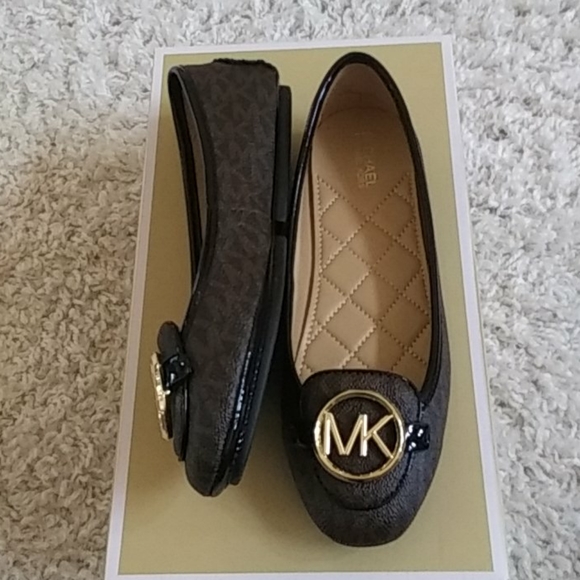 poshmark michael kors shoes